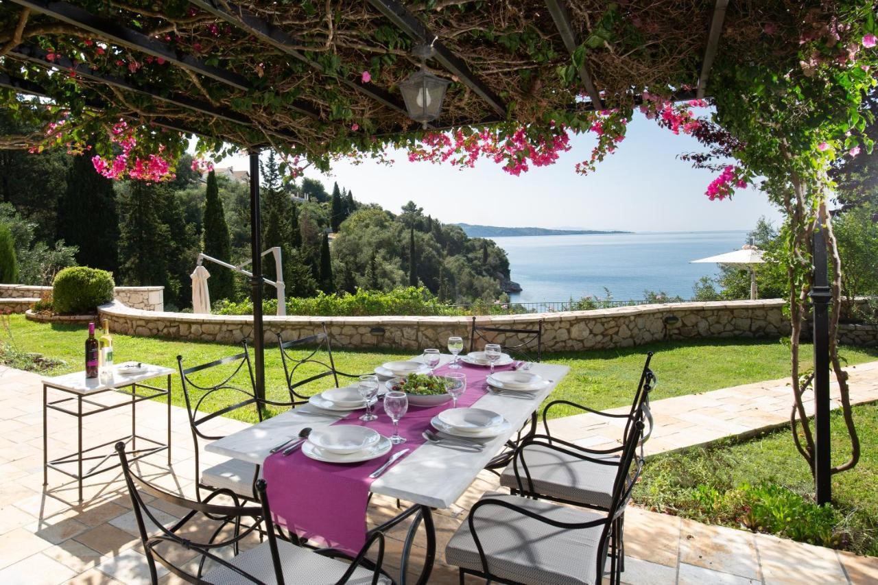 Villa - Almyra